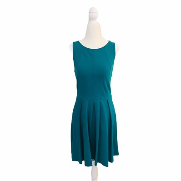 Cynthia Rowley Teal Pleated Dress - Picture 2 of 9